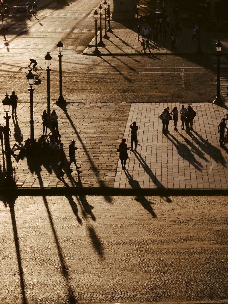 MENDO STREETS OF PARIS